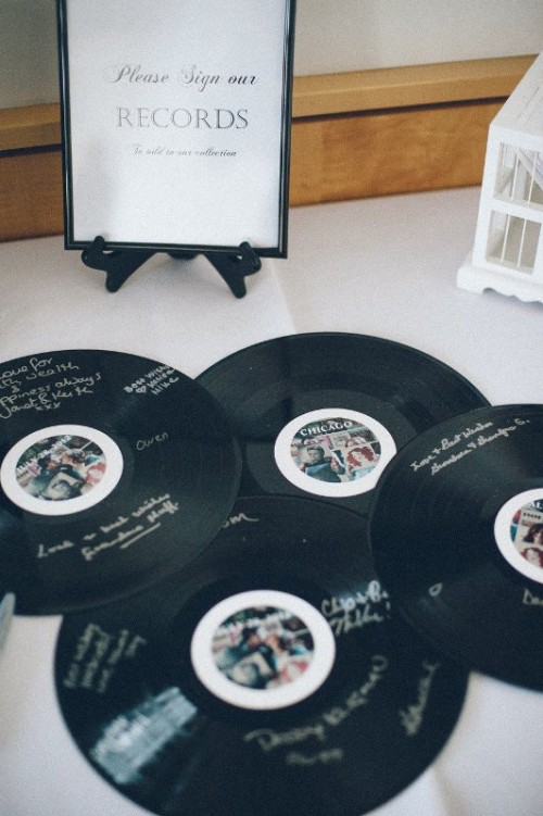 let your guests sign up your vinyl records and your collection will be a real guest book with lots of wishes