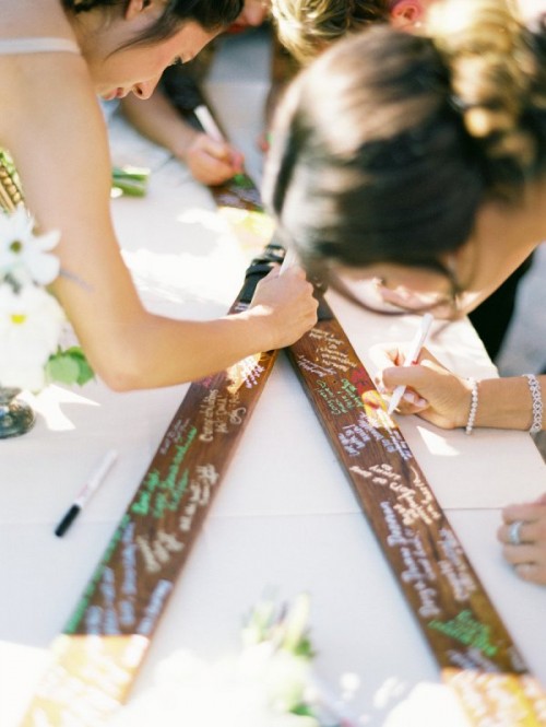 signing up skis is a proper idea for a winter or mountain wedding, or if you love winter sports
