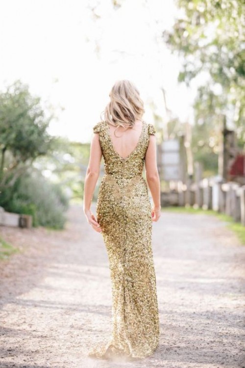 a gold sequin sheath wedding dress with cap sleeves and an open back is a shiny glam idea to rock