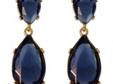 statement midnight blue and gold earrings are a nice idea to add a touch of color to your bridal look