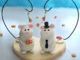 funny and cute mice cake toppers dressed like a marrying couple look very cute, lovely and chic and will make any cake fun