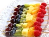 berry and fruit skewers are refreshing and delicious desserts to rock in spring or summer