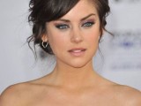 a wavy updo with side bangs is a chic and elegant idea that works for medium and long hair