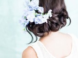 4 Stylish Ways To Wear Flowers In Your Hair