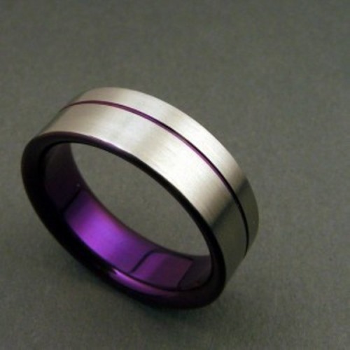 a wedding ring with purple inside is a gorgeous idea to memorize your wedding color scheme
