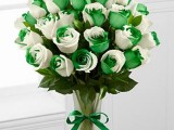 an emerald green and white wedding bouquet is a bold solution