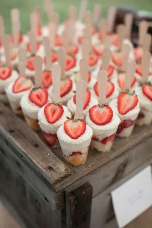 mini strawberry pies in glasses are a delicious and fresh idea for a summer wedding
