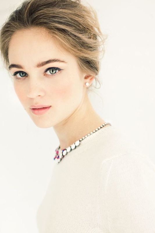Picture Of must haves for creating romantic fresh faced and modern bridal look  3