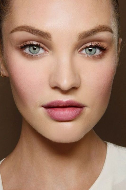 Picture Of must haves for creating romantic fresh faced and modern bridal look  4