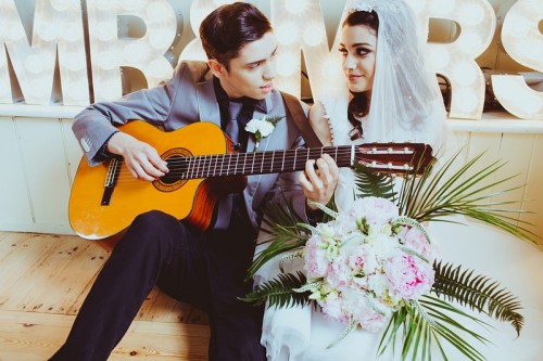 60s Styled Wedding Shoot Inspired By Elvis And Priscilla Presley