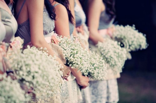 7 Ways To Save Money On Your Wedding Flowers