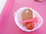 Delightful DIY Cocoon Wedding Favor Wraps3