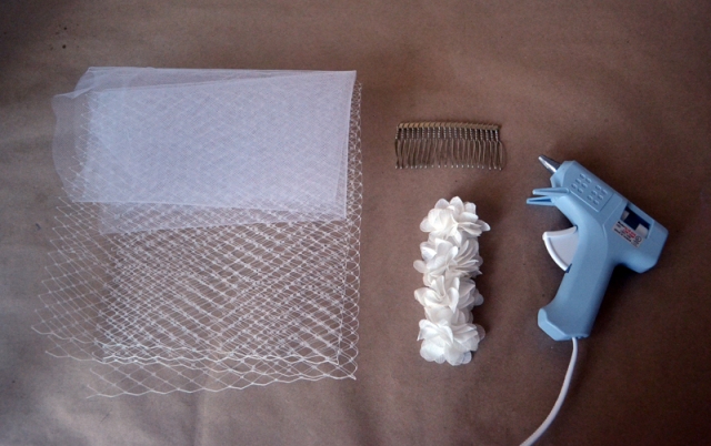 Picture Of Easy To Make DIY Blusher Veil 2