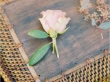 Gentle DIY Boutonniere With A Rose 4