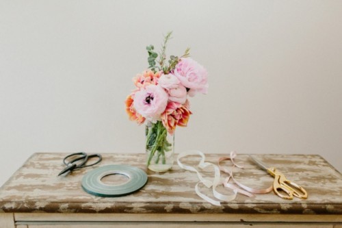 Lovely DIY Bridesmaid Posies With Roses And Peonies
