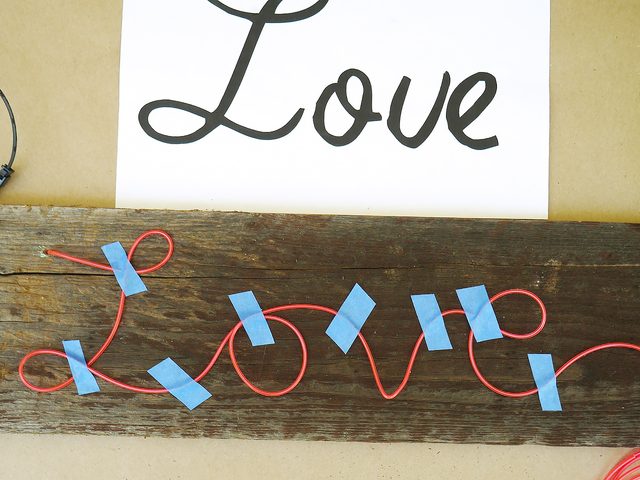 Lovely DIY Illuminated Sign For Your Wedding 10