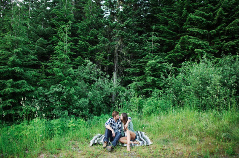 Adventurous and extremely beautiful engagement shoot in the mountains  23