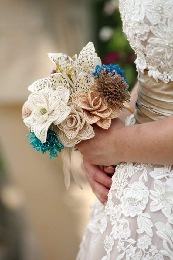 A unique wedding bouquet of beaded blooms looks very unusual and can be DIYed if you can do it