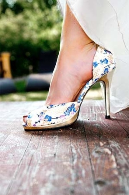 blue floral print peep toe wedding shoes with gold platforms are a nice idea for a touch of something blue to your bridal look