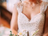 awesome-mint-green-coral-and-sparkly-gold-wedding-inspiration-1