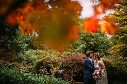 Awesome Mint Green, Coral And Sparkly Gold Wedding Inspiration