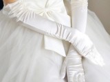 long white plain gloves are traditional and can spruce up any bridal look, from a vintage to a modern refined one