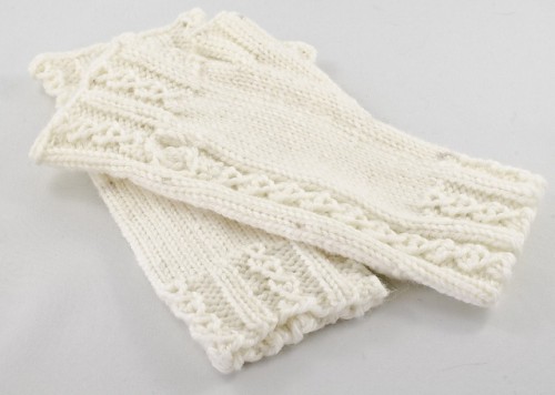patterned knit fingerless gloves keep your hands warm and comfortable and make your bridal look cozy and vintage-inspired