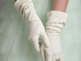 plain wide ivory fabric long gloves and a ring over them for a hot and trendy look inspired by the vintage classics