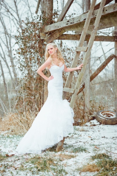 Beautiful Winter Bridal Shoot In A Southern City