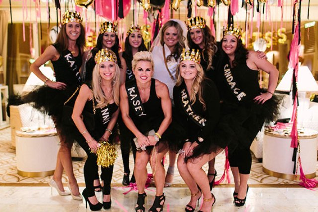 Black pink and gold bachelorette party in las vegas  21