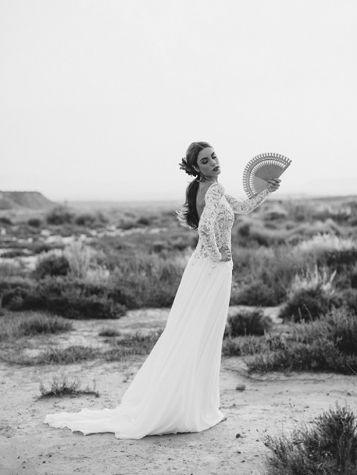 Breathtakingly Beautiful Spanish Wedding Inspiration In The Desert