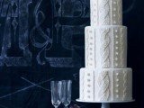 a white cable knit wedding cake is a fantastic idea for a winter or Christmas wedding, it looks cozy and lovely