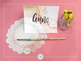 charming-diy-wedding-place-cards-with-paper-doilies-2