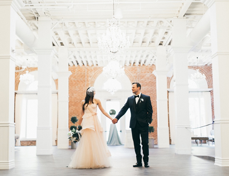 Charming peach wedding shoot at the historical estate  4