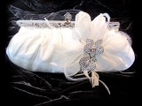 Chic Bridal Clutches For Any Taste