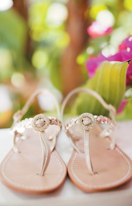 flat braided strap sandals with embellished buckles look cute, chic and bold and will match many styles