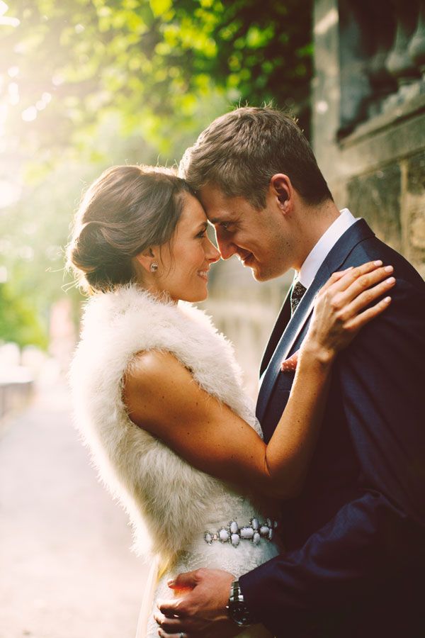 Cool ideas to use fur for your wedding  9