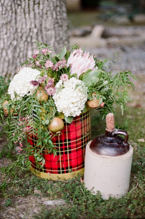Cozy And Intimate Campfire Wedding Inspiration