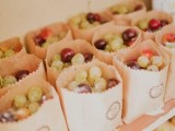 paper bags with grapes are great summer vineyard favors and they can be also given at other weddings, too