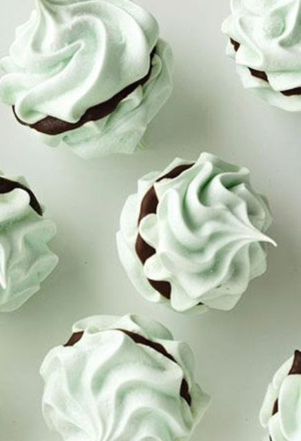 large mint meringue kisses sandwiches with chocolate are refreshing, delicious and look very beautiful