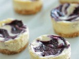 blueberry swirl mini cheesecakes are delicious and cool for every wedding