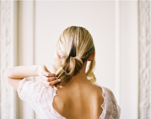 Diy Beautiful Hairstyle With A Low Profile For A Drop Veil