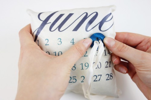 DIY Calendar Ring Pillow With Your Wedding Date