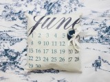 diy-calendar-ring-pillow-with-your-wedding-date-7