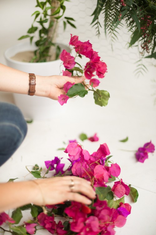 Diy Heart Floral Backdrop For Weddings