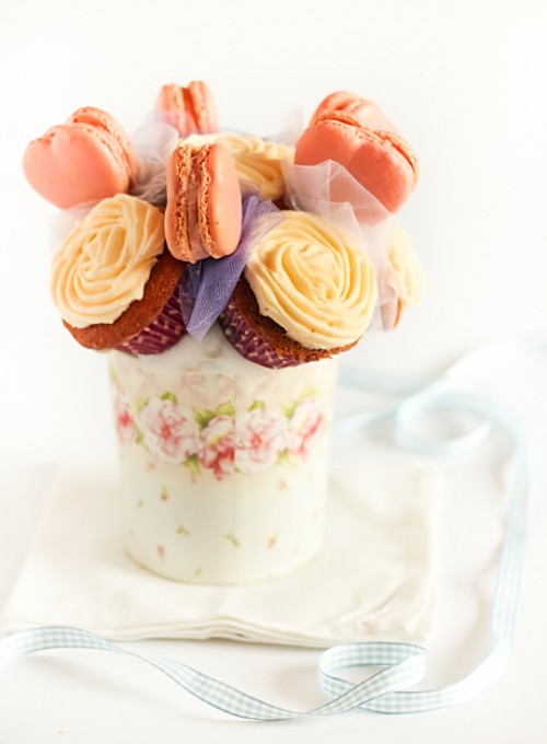 Diy Macaron Bouquet For Wedding Table Decor