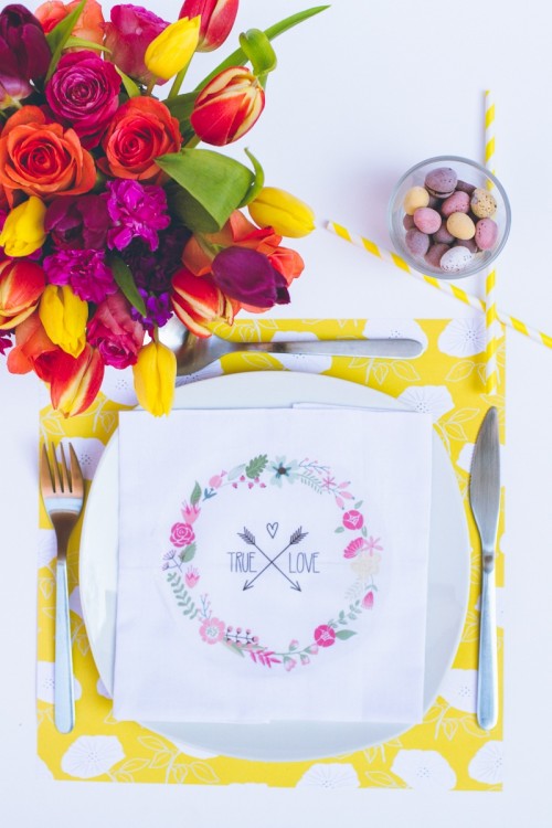 DIY True Love Flower Napkin For Wedding Decor