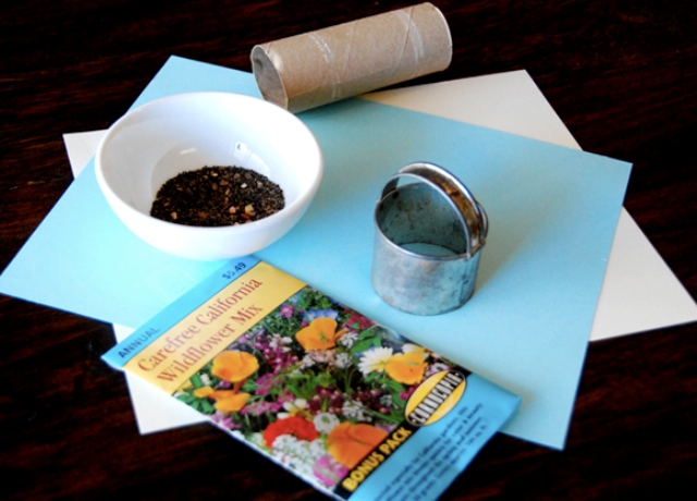 Diy Wildflower Seedpaper As Guest Favors