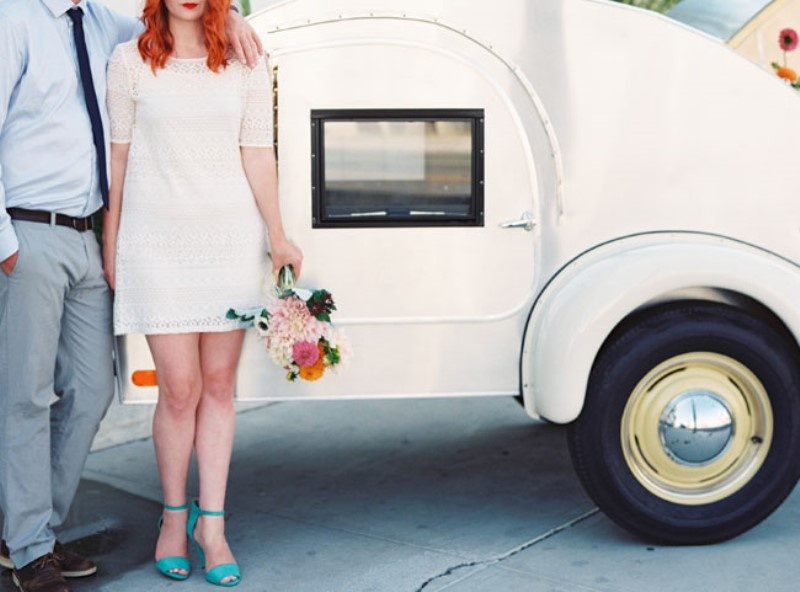 Picture Of eclectic and fun vegas elopement wedding  5