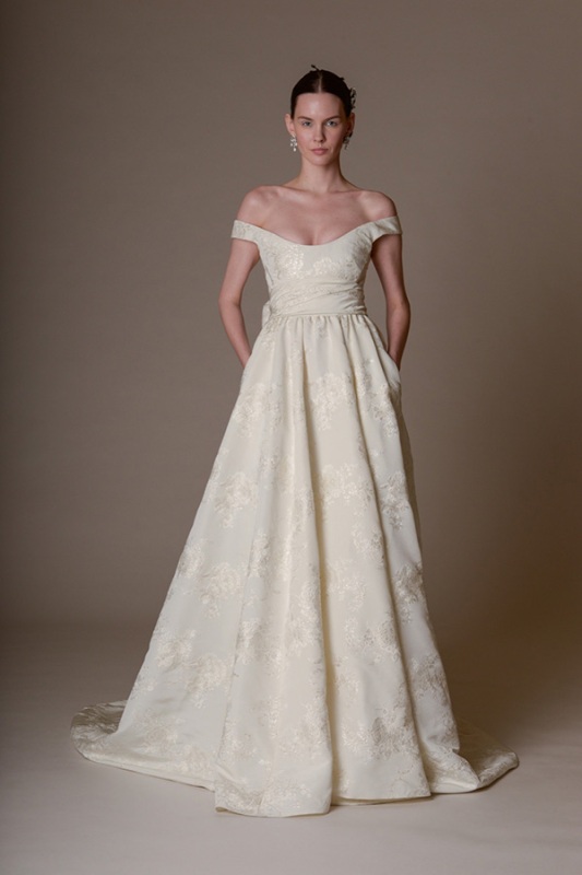 Elegant and feminine marchesa bridal spring 2016 collection  11